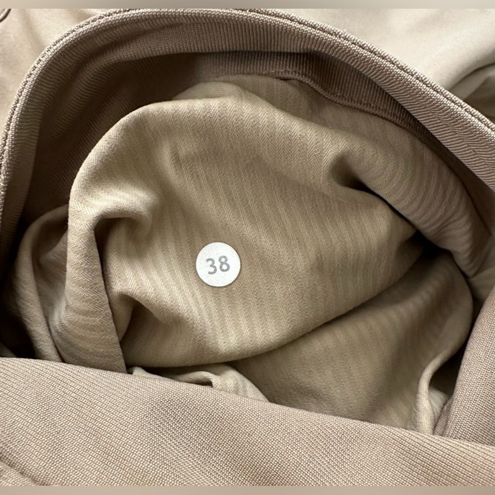 Lululemon mens on the move pants - Picture 2 of 5